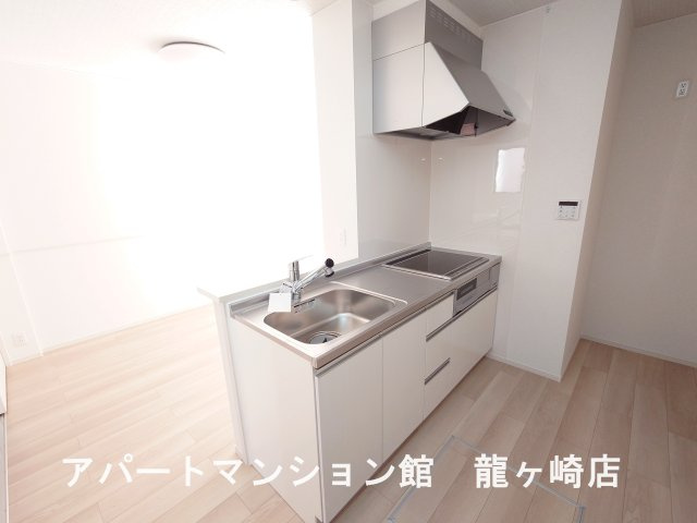 フラン　メゾン　オーブのキッチン