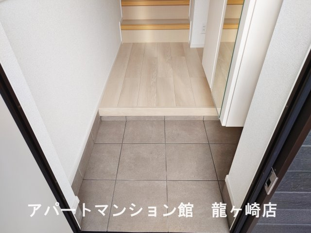 フラン　メゾン　オーブの玄関