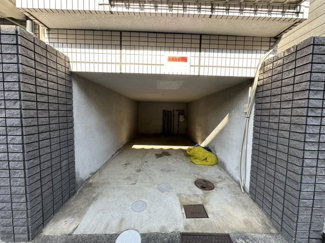 【駐車場】 | ビルトインガレージ
高さ制限がありますのでお尋ねくださいませ♪