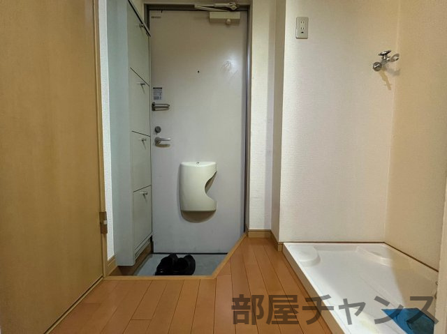 エランド大須の玄関