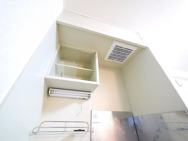 カンパネルラのキッチン|コンパクトなキッチンで掃除もラクラク