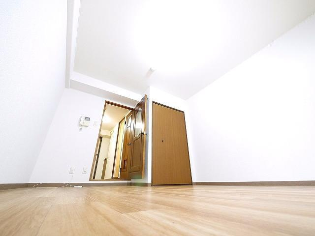 カンパネルラの洋室|ゆったりした洋室です