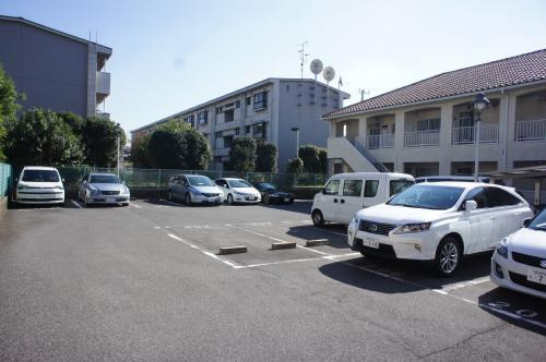 【駐車場】 | レグルス | 敷地内に駐車場有り