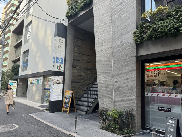 ソサナビルのエントランス