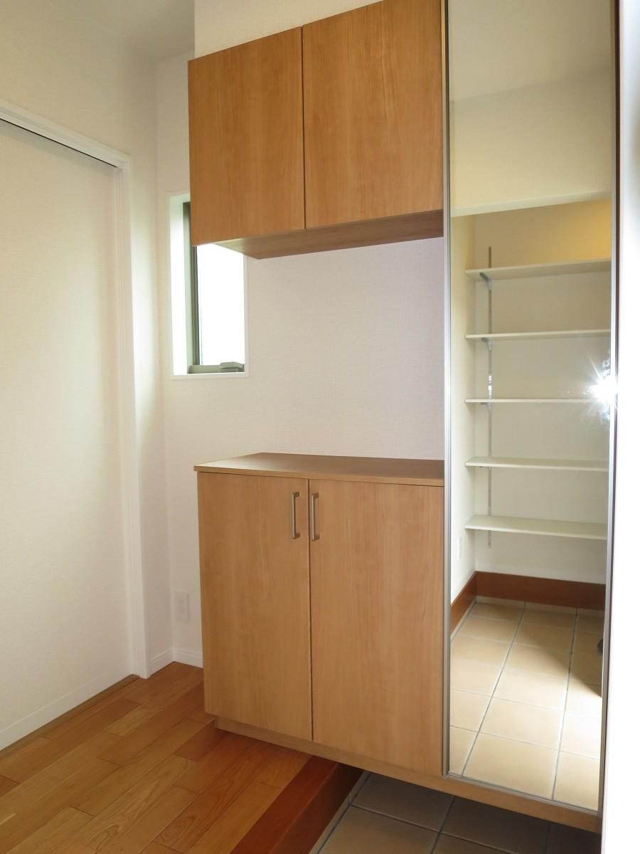 高知市旭天神町 A区画　新築戸建ての玄関