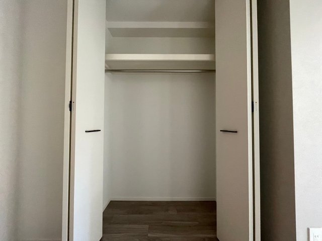 レジュールアッシュ谷町四丁目グランクラスの収納