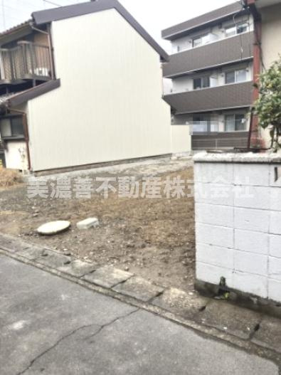 ６１８９７　岐阜市松鴻町土地の外観