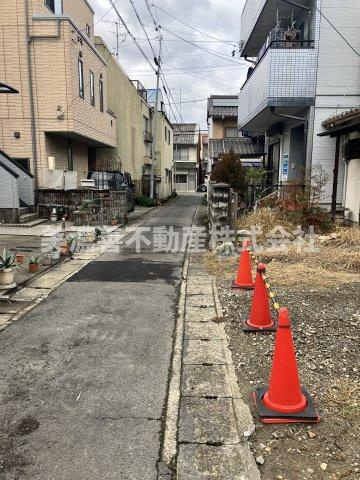 ６１８９７　岐阜市松鴻町土地の前面道路含む現地写真