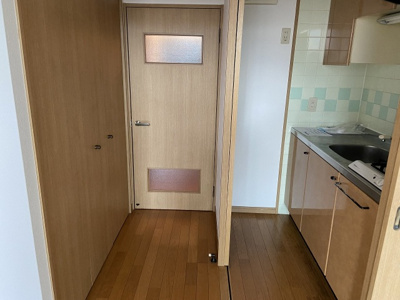 【収納】 | エステート・モア・天神STUDIO | 別号室の写真になります。現況優先。