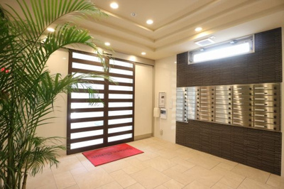 【エントランス】 | リヴィエールシャン豊