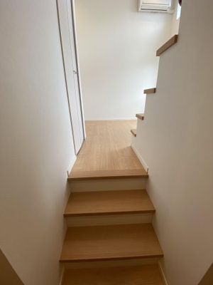 【内装】 | and R 吉塚 | 別号室の写真になります。現況優先。