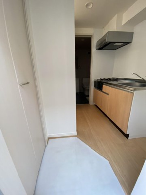 【玄関】 | and R 吉塚 | 別号室の写真になります。現況優先。