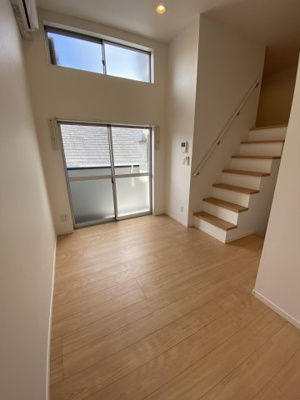 【バルコニー】 | and R 吉塚 | 別号室の写真になります。現況優先。
