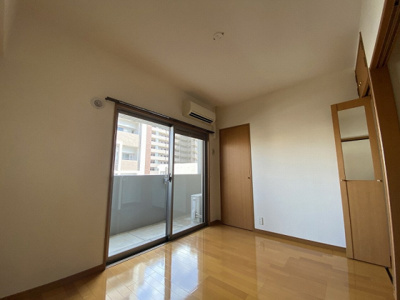 【洋室】 | ＹＧＭ博多  | 別号室の写真になります。現況優先。