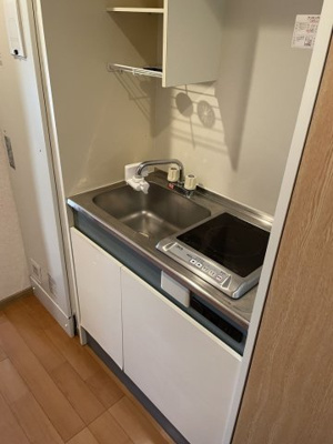 【キッチン】 | ダイナコートパインズヒル | 別号室の写真になります。現況優先。