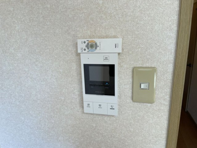 【セキュリティ】 | ダイナコートパインズヒル | 別号室の写真になります。現況優先。