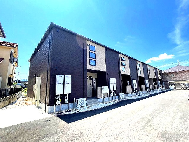 ハイフィールドⅢの外観|キレイな外観です。