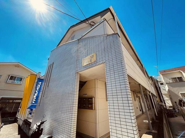 ファーストM&Eの外観