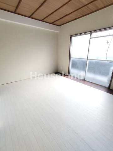 エスポワール園部の居間・リビング