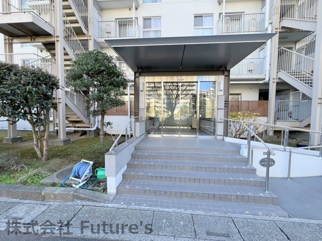 パークフィールドみさと四街区一号館のエントランス|マンションエントランス