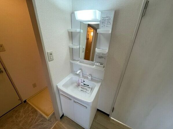 スカイハイツ安倉の洗面所