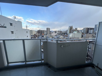 【展望】 | グランドメゾン浜大津 | 擦りガラスタイプのバルコニーでより採光が良好です♪