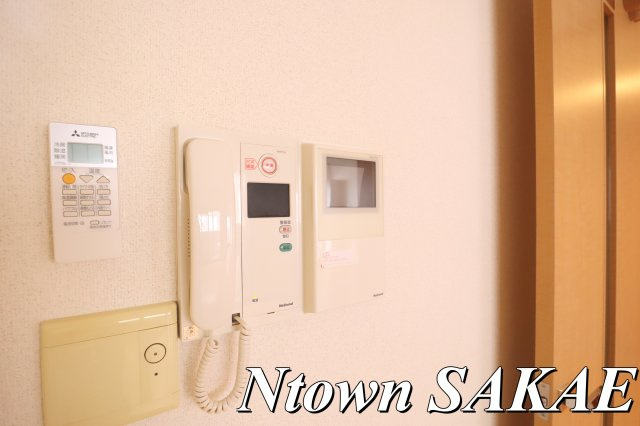 【セキュリティ】 | プレサンス泉セレグレード | モニター付きインターホンです
