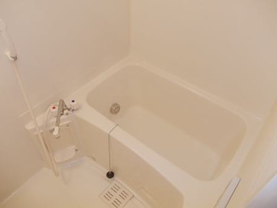 【浴室】 | ヴィラ・アベニールＢ | バス