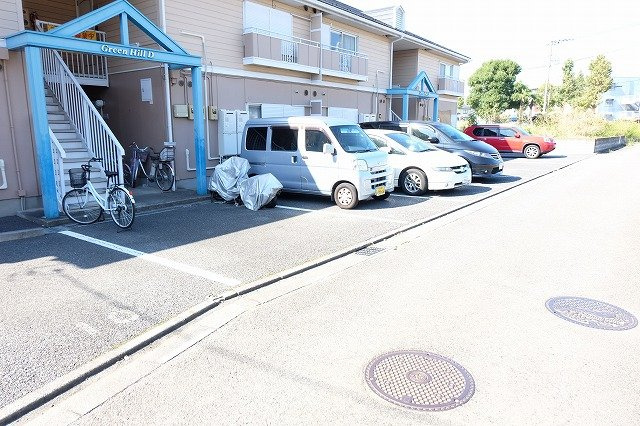 グリーンヒルＤの駐車場