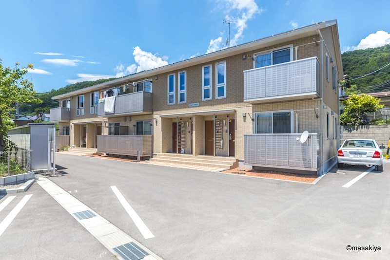 トミユウ・ウチガワラの外観