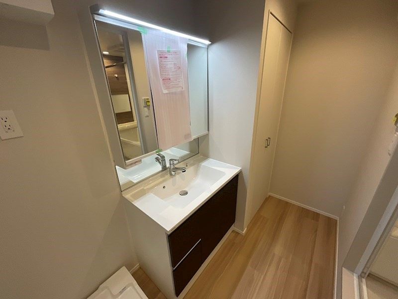 クラルテ岡本宮ノ前の独立洗面台