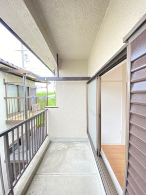 【バルコニー】 | 五十鈴貸家