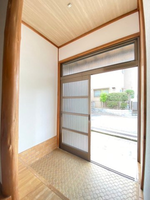 【玄関】 | 五十鈴貸家