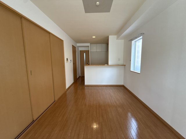 ロワジールの居間・リビング