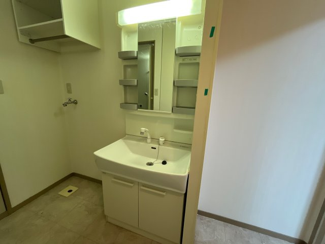 ハッピーバード市川の洗面所