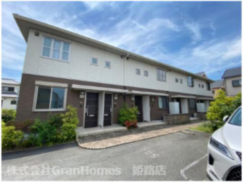 シャーメゾン塩屋の外観