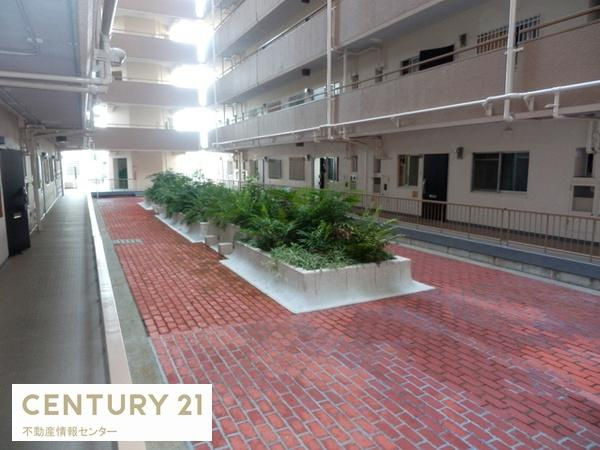 【その他共用部分】 | 此花厚生年金住宅　C棟 | スーパー、ドラッグストアも徒歩圏内で生活しやすい環境です！