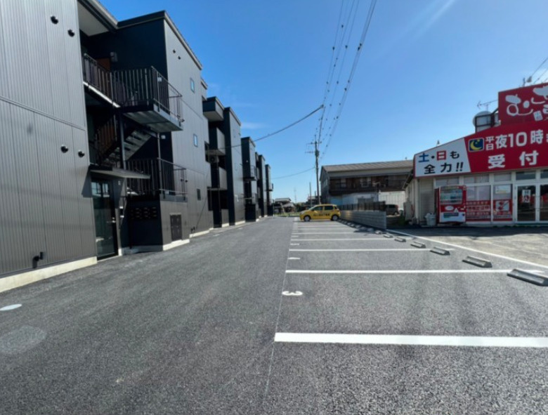 T-Regno×BSF-Gaia【10.000円キャッシュバック対象物件】の駐車場