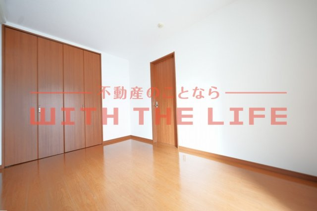 カームハウス【キャッシュバック対象物件】の寝室|落ち着いた色調の寝室です