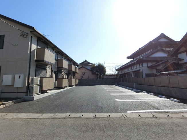 【駐車場】 | アピオン | 駐車場