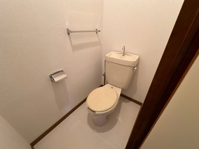 カーサ　英賀保のトイレ
