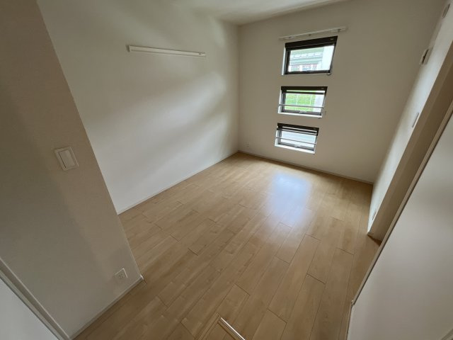 Ｒグレイ砥堀の子供部屋