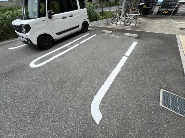 Ｒグレイ砥堀の駐車場