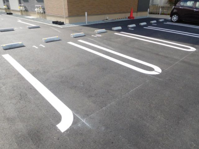 コスモビレッジの駐車場