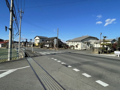 【外観】 | 藤岡市上落合　売買物件 | 外観、物件前面道路