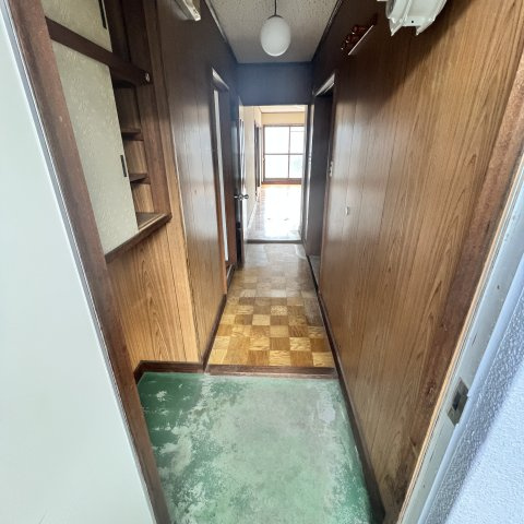 めぐみマンションの玄関