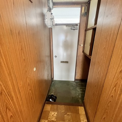 めぐみマンションの玄関