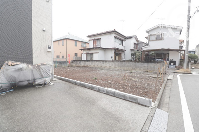 【前面道路含む現地写真】 | 瑞穂町むさし野2丁目　売地　全1区画 | 前面道路含む現地写真です