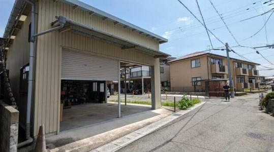 大津市本堅田２丁目の倉庫の外観|外観も気になるポイント