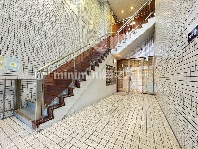 DAIKOマンションのエントランス